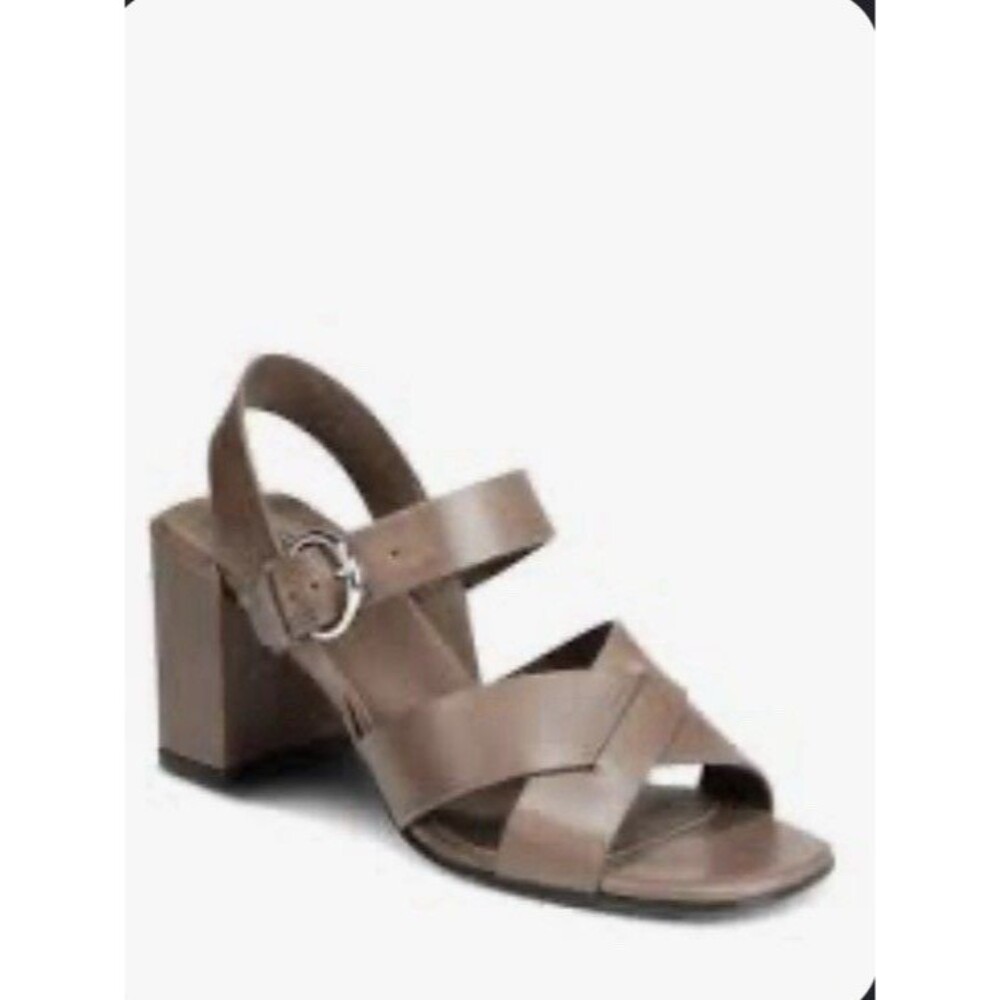 Women's Via Spiga Opal-C Tan Vachetta Sandal Size 91/2 M